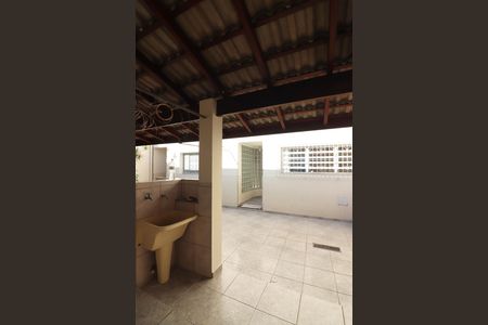 Casa à venda com 272m², 3 quartos e 4 vagasÁrea de Serviço