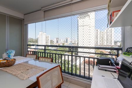 Apartamento para alugar com 65m², 2 quartos e 1 vaga Apartamento para alugar com 65m², 2 quartos e 1 vagaVaranda