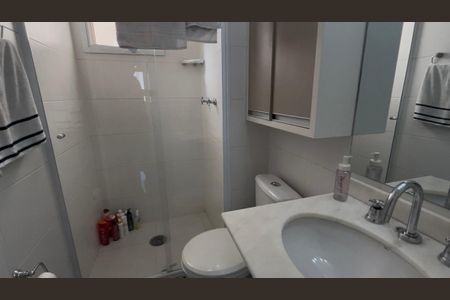 Apartamento para alugar com 65m², 2 quartos e 1 vaga Apartamento para alugar com 65m², 2 quartos e 1 vagaBanheiro