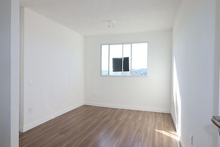 Sala de apartamento à venda com 2 quartos, 43m² em Rubem Berta, Porto Alegre