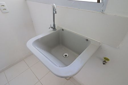 Apartamento à venda com 43m², 2 quartos e 1 vagaCozinha e Área de Serviço
