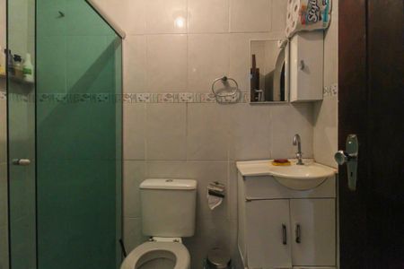 Casa à venda com 174m², 6 quartos e 2 vagas Casa à venda com 174m², 6 quartos e 2 vagasBanheiro da Suíte 2
