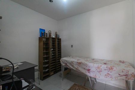 Casa à venda com 174m², 6 quartos e 2 vagas Casa à venda com 174m², 6 quartos e 2 vagasSuite 2