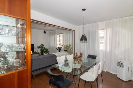 Apartamento para alugar com 112m², 2 quartos e 1 vaga Apartamento para alugar com 112m², 2 quartos e 1 vagaSala de Jantar