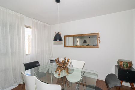 Apartamento para alugar com 112m², 2 quartos e 1 vaga Apartamento para alugar com 112m², 2 quartos e 1 vagaSala de Jantar