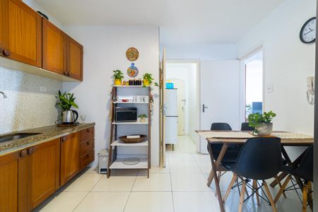 Apartamento para alugar com 112m², 2 quartos e 1 vaga Apartamento para alugar com 112m², 2 quartos e 1 vagaCozinha
