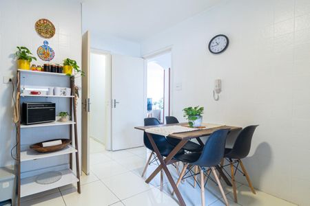 Apartamento para alugar com 112m², 2 quartos e 1 vaga Apartamento para alugar com 112m², 2 quartos e 1 vagaCozinha