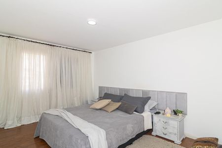 Apartamento para alugar com 112m², 2 quartos e 1 vaga Apartamento para alugar com 112m², 2 quartos e 1 vagaQuarto Suíte