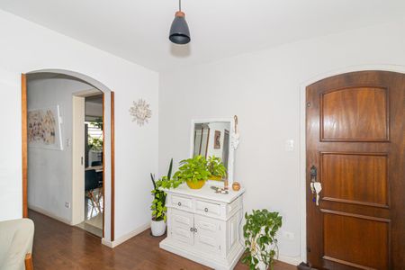 Apartamento para alugar com 112m², 2 quartos e 1 vaga Apartamento para alugar com 112m², 2 quartos e 1 vagaEntrada