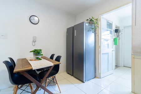 Apartamento para alugar com 112m², 2 quartos e 1 vaga Apartamento para alugar com 112m², 2 quartos e 1 vagaCozinha