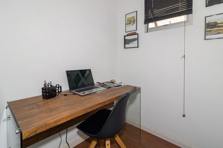 Apartamento para alugar com 112m², 2 quartos e 1 vaga Apartamento para alugar com 112m², 2 quartos e 1 vagaEscritório