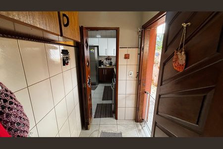 Casa à venda com 225m², 3 quartos e 2 vagas Casa à venda com 225m², 3 quartos e 2 vagasÁrea de Serviço