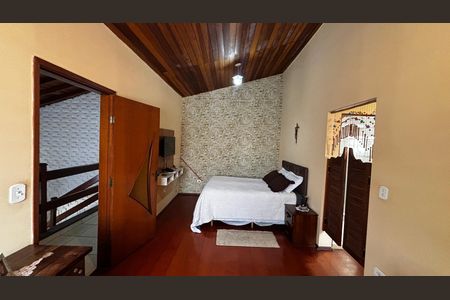 Casa à venda com 225m², 3 quartos e 2 vagas Casa à venda com 225m², 3 quartos e 2 vagasSuite