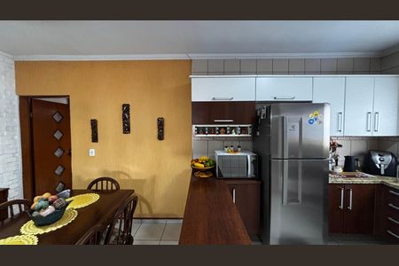 Casa à venda com 225m², 3 quartos e 2 vagas Casa à venda com 225m², 3 quartos e 2 vagasSala de Jantar - Cozinha