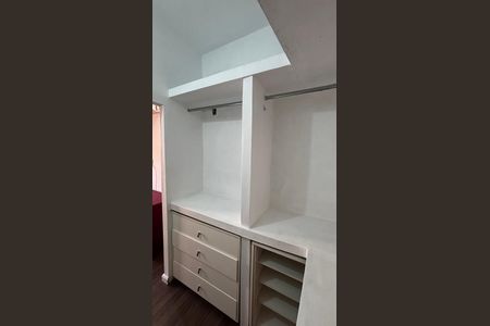 Casa para alugar com 88m², 2 quartos e sem vaga Casa para alugar com 88m², 2 quartos e sem vagaQuarto 1 - Closet