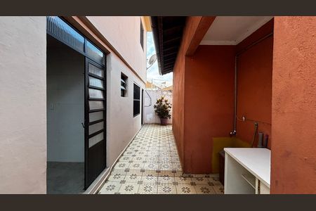 Casa para alugar com 88m², 2 quartos e sem vaga Casa para alugar com 88m², 2 quartos e sem vagaCorredor - Area de Serviço