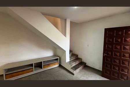 Sala de casa para alugar com 2 quartos, 88m² em Jardim Europa, Santo André