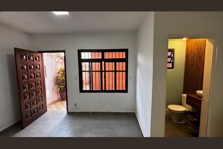 Casa para alugar com 88m², 2 quartos e sem vaga Casa para alugar com 88m², 2 quartos e sem vagaSala
