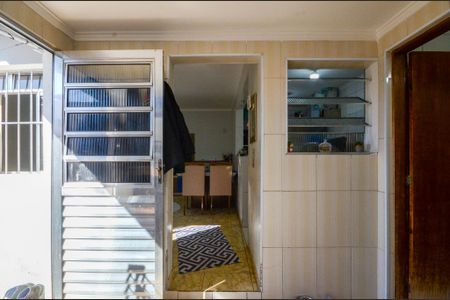 Casa à venda com 300m², 4 quartos e 2 vagasEntrada - Casa 1
