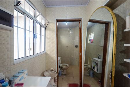 Casa à venda com 300m², 4 quartos e 2 vagasBanheiro - Casa 3