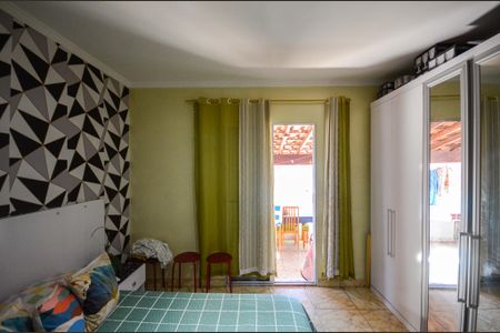 Casa à venda com 300m², 4 quartos e 2 vagasQuarto 1 - Casa 2