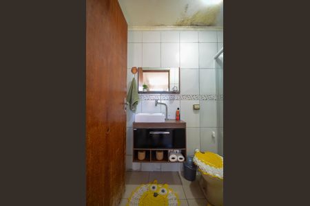 Casa à venda com 300m², 4 quartos e 2 vagasBanheiro - Casa 1