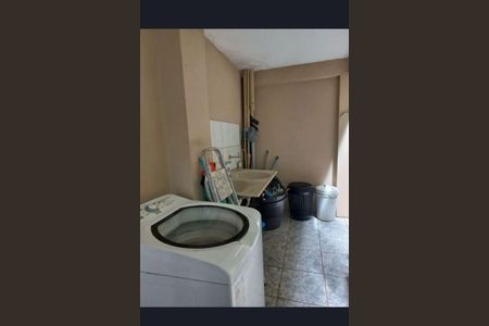 Casa para alugar com 105m², 4 quartos e 2 vagas Casa para alugar com 105m², 4 quartos e 2 vagasÁrea de Serviço