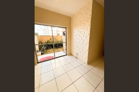 Sala de apartamento para alugar com 3 quartos, 140m² em Jardim Santa Cecilia, Aparecida de Goiânia