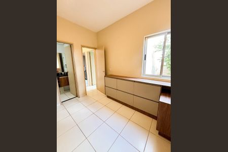 Quarto de apartamento para alugar com 3 quartos, 140m² em Jardim Santa Cecilia, Aparecida de Goiânia