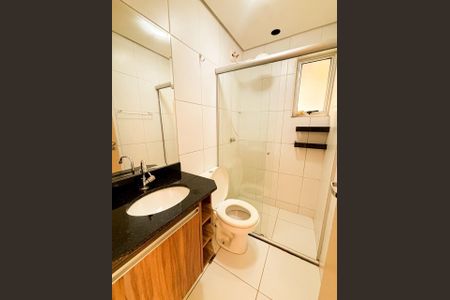 Banheiro  de apartamento para alugar com 3 quartos, 140m² em Jardim Santa Cecilia, Aparecida de Goiânia