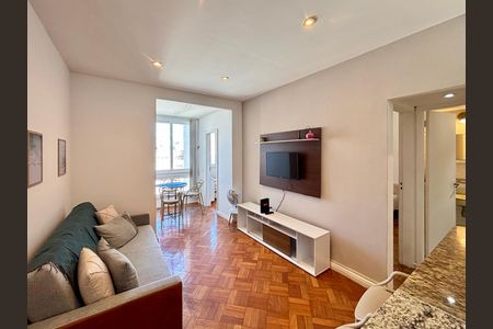 Apartamento à venda com 61m², 2 quartos e 1 vaga
