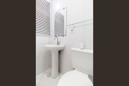 Apartamento para alugar com 56m², 1 quarto e 2 vagas Apartamento para alugar com 56m², 1 quarto e 2 vagasBanheiro