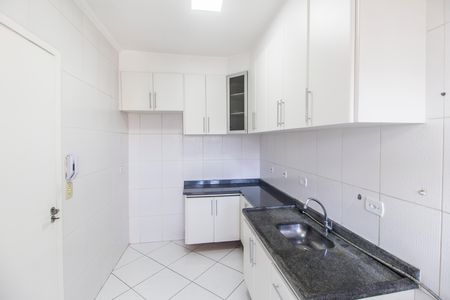 Apartamento para alugar com 56m², 1 quarto e 2 vagas Apartamento para alugar com 56m², 1 quarto e 2 vagasCozinha