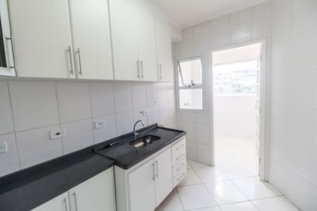 Apartamento para alugar com 56m², 1 quarto e 2 vagas Apartamento para alugar com 56m², 1 quarto e 2 vagasCozinha