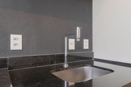 Apartamento para alugar com 71m², 2 quartos e 1 vagaÁrea de Serviço