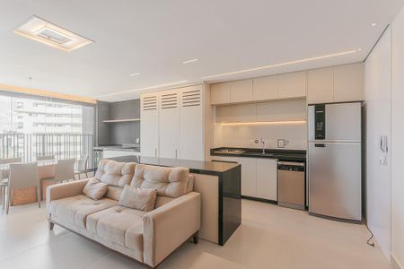 Cozinha de apartamento para alugar com 2 quartos, 71m² em Pinheiros, São Paulo