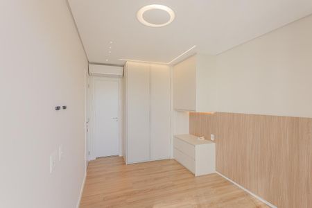 Apartamento para alugar com 71m², 2 quartos e 1 vagaSuíte