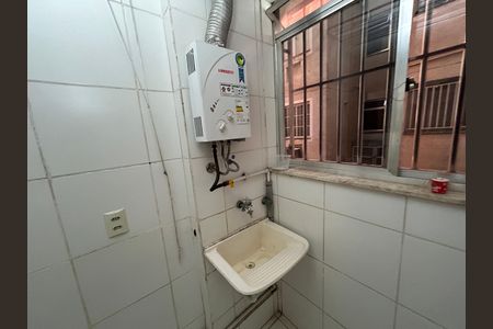Apartamento para alugar com 55m², 2 quartos e 1 vagaÁrea de Serviço