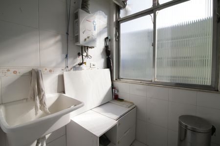 Apartamento à venda com 65m², 2 quartos e 1 vagaÁrea de Serviço