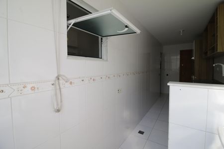 Apartamento à venda com 65m², 2 quartos e 1 vagaÁrea de Serviço