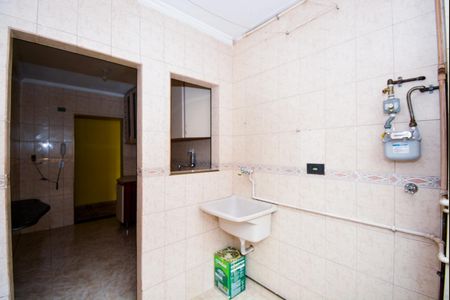 Apartamento para alugar com 67m², 2 quartos e 1 vagaÁrea de Serviço