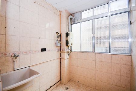 Apartamento para alugar com 67m², 2 quartos e 1 vagaÁrea de Serviço