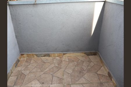 Varanda quarto 1 de apartamento para alugar com 2 quartos, 50m² em Parque Independencia, São Paulo