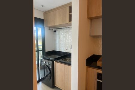 Área de Serviço de apartamento para alugar com 1 quarto, 40m² em Empresarial 18 do Forte, Barueri