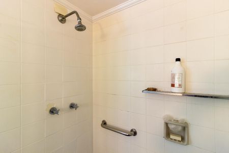 Apartamento à venda com 120m², 3 quartos e 2 vagas Apartamento à venda com 120m², 3 quartos e 2 vagasSuíte