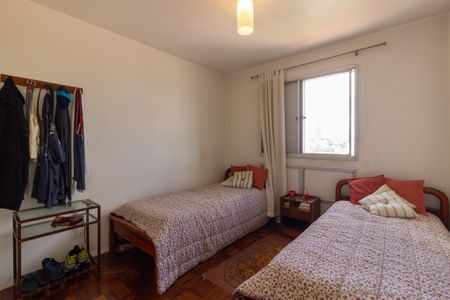Quarto 1 de apartamento à venda com 3 quartos, 120m² em Vila Madalena, São Paulo