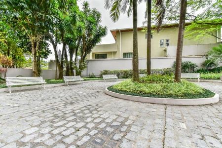 Apartamento à venda com 120m², 3 quartos e 2 vagas Apartamento à venda com 120m², 3 quartos e 2 vagasÁrea comum - Jardim