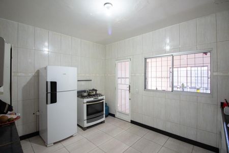 Casa à venda com 2331m², 2 quartos e 4 vagas Casa à venda com 2331m², 2 quartos e 4 vagasCozinha