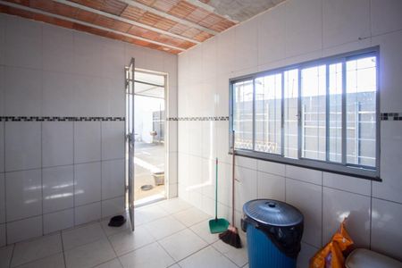 Casa à venda com 2331m², 2 quartos e 4 vagas Casa à venda com 2331m², 2 quartos e 4 vagasÁrea de Serviço