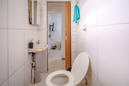 Studio para alugar com 40m², 1 quarto e 1 vaga Studio para alugar com 40m², 1 quarto e 1 vaga Banheiro